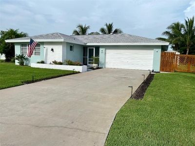 235 S Lake Dr, Lehigh Acres, FL, 33936