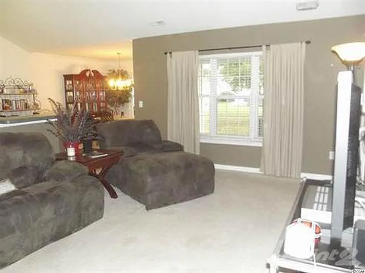 1402 Bent Twig Ct — Photo 3