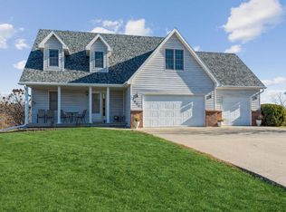 1004 S R St, Indianola, IA 50125