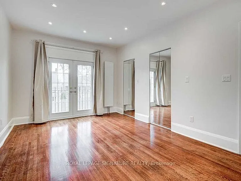 81 Whitehall Rd #UPPER — Photo 11