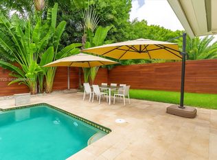 Utopia, Miami, FL 33133