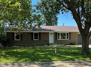 3035 James Ave, Manhattan, KS 66502