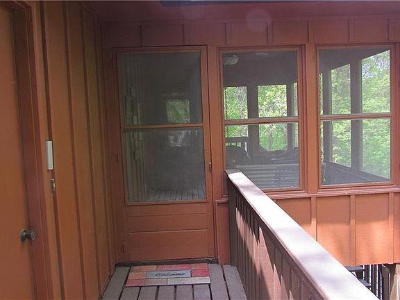 4th image of 2622 Forest Dr