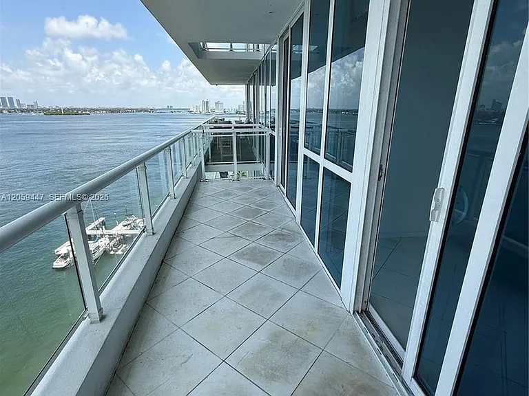 540 West Ave #1013 — Photo 17