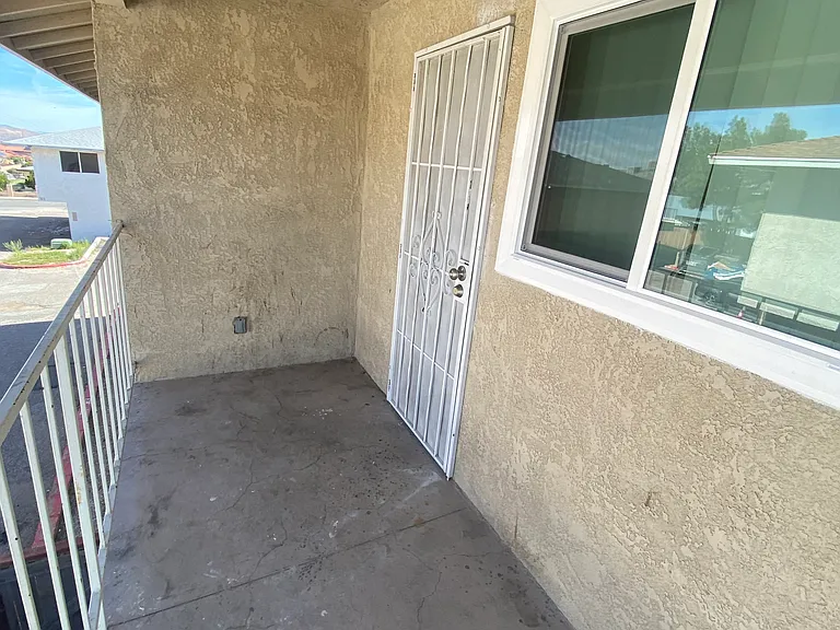 1121 Barstow Rd #C — Photo 28