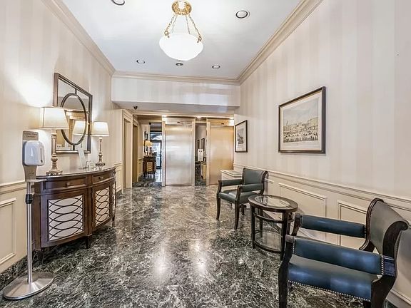 4th image of 402 E 90th St APT 5A