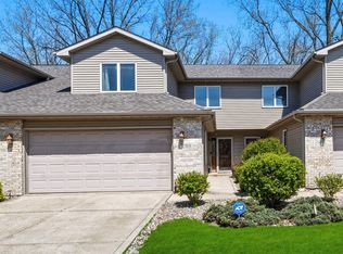 1765 Amber Dr, Hobart, IN 46342