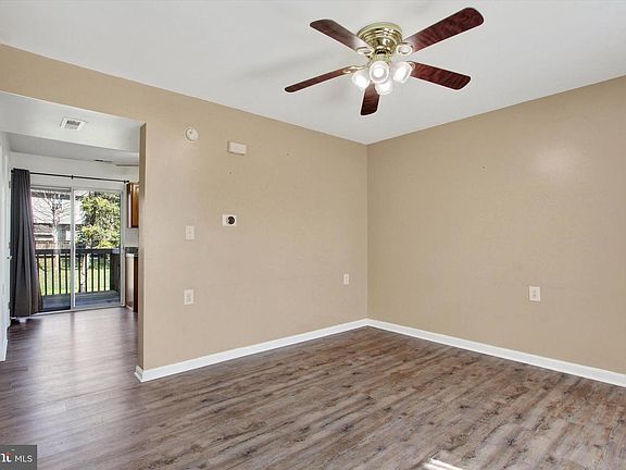 5th image of 117 Orchard Ln #12