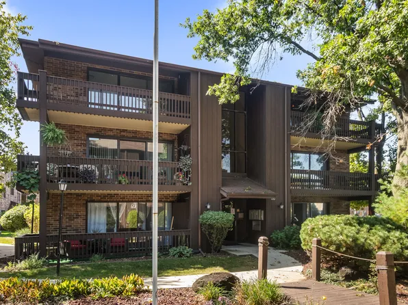 9545 Southwest Hwy #5, Oak Lawn, IL 60453