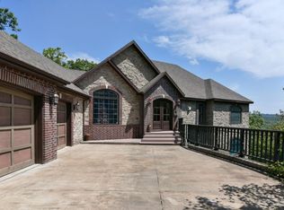 812 Silvercliff Way, Branson West, MO 65737