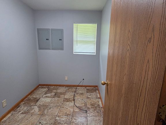2nd image of 926 Greenwood Ave #1