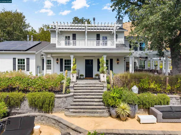 950 Country Ln, Walnut Creek, CA 94596