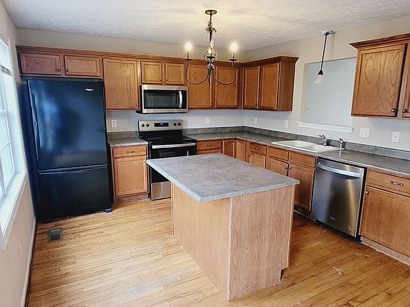 4th image of 205 Northwynd Cir