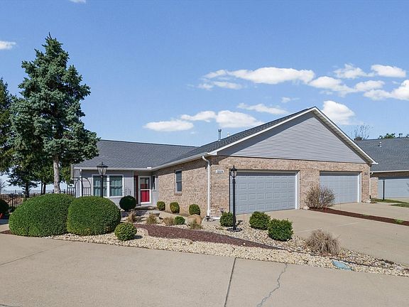 3rd image of 1019 Pheasant Cir