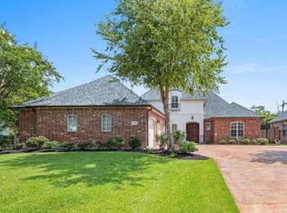 1115 Benvue Ln, Lake Charles, LA 70605