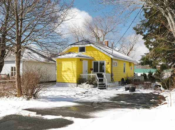 3 Power St, Dartmouth, NS B2W 1M3