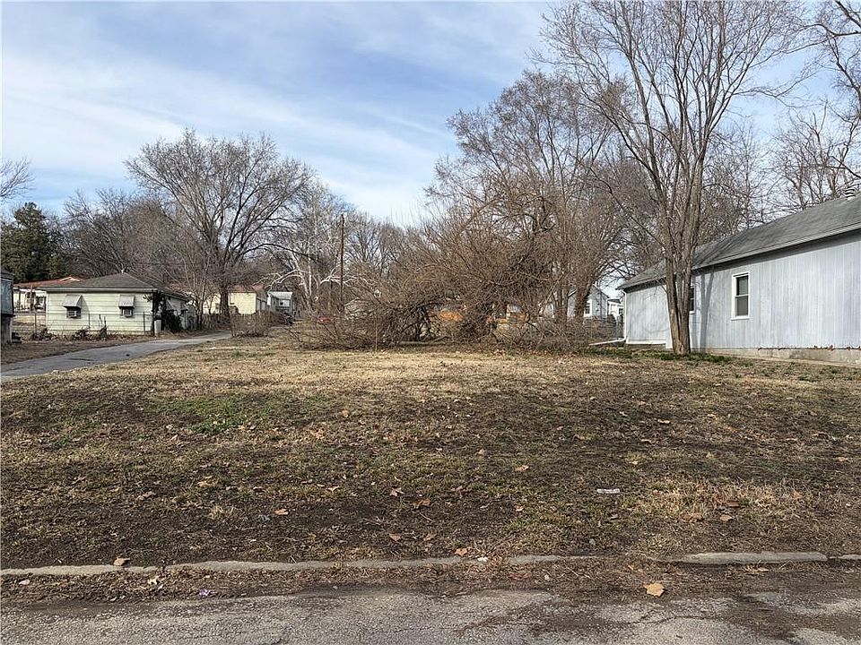 1st image of 1028 Pottawatomie St