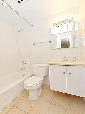 Rented by Cooper & Cooper Real Estate | media 23