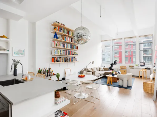 60 Broadway image 1 of 5