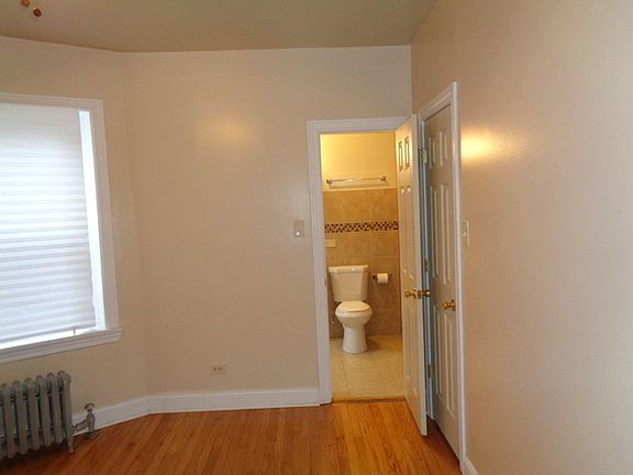 3rd image of 8231 S Eberhart Ave #3A
