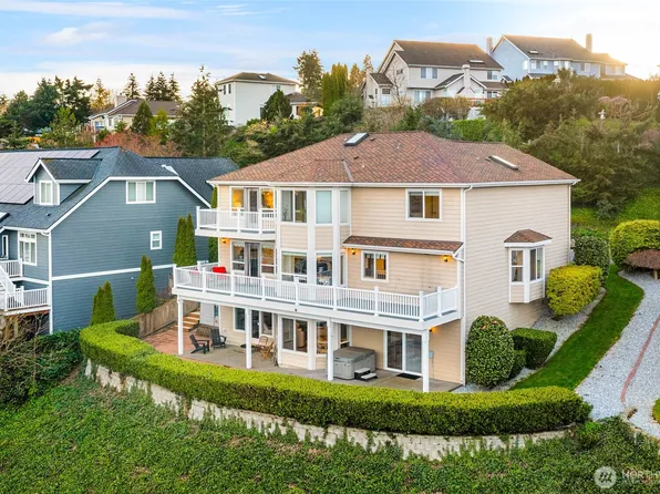 4320 Country Club Drive NE, Tacoma, WA 98422