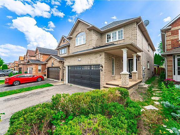 3rd image of 61 Headwater Rd