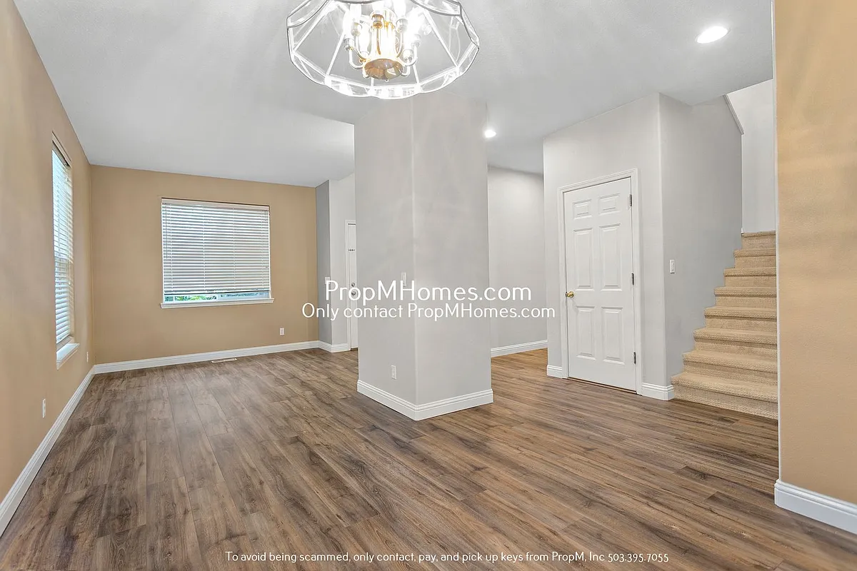 Building Photo - 12547 SW Canvasback Way