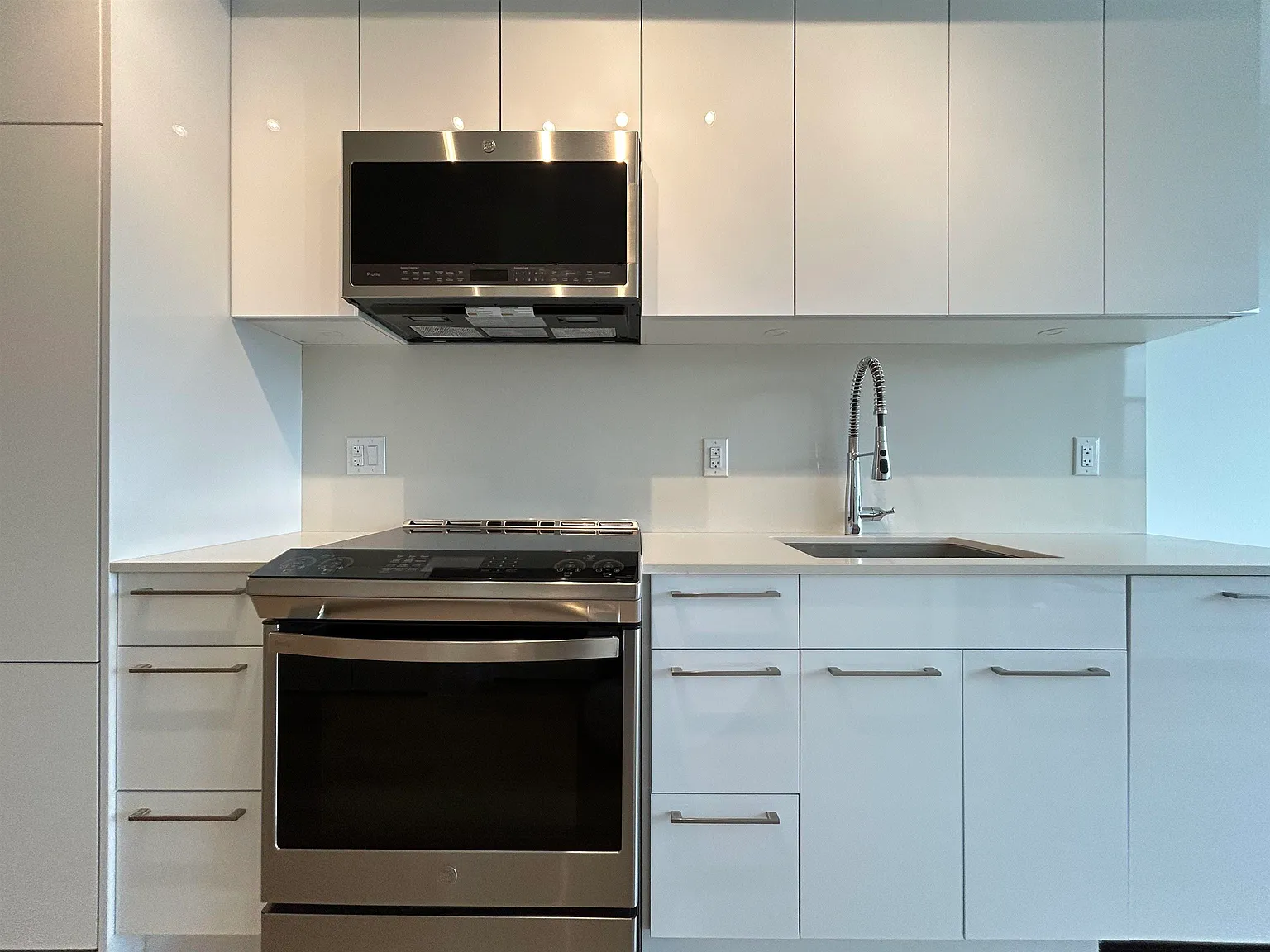 Studio, 474 sqft, $1,800 — Photo 4