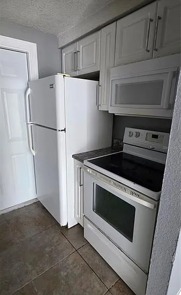 1308 E Yukon St #B — Photo 7