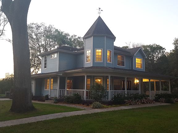 3rd image of 6610 Stafford Terrace Ave