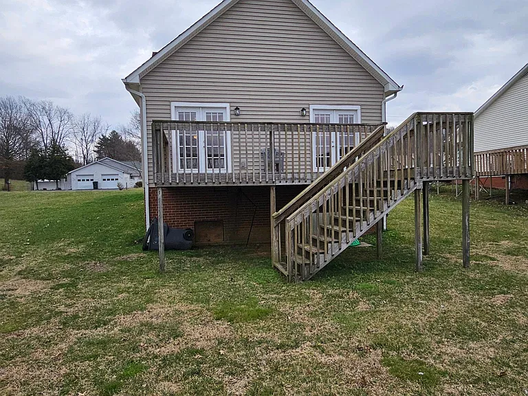 915 Nottingham Dr — Photo 24