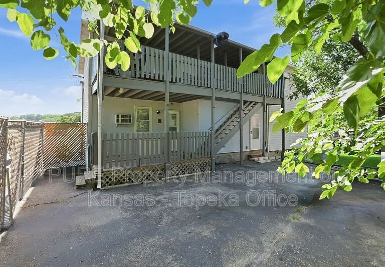 2440 S Mill St #1 — Photo 1