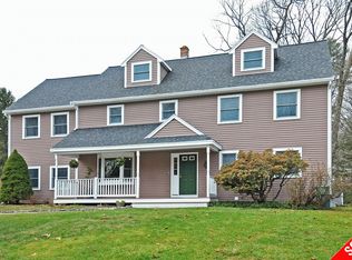 18 Edge St, Ipswich, MA 01938