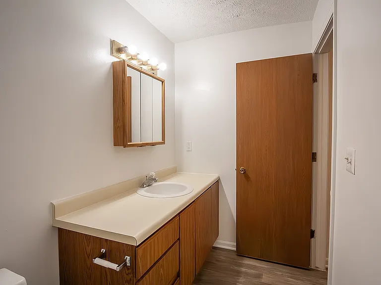 Meadow - Bathroom