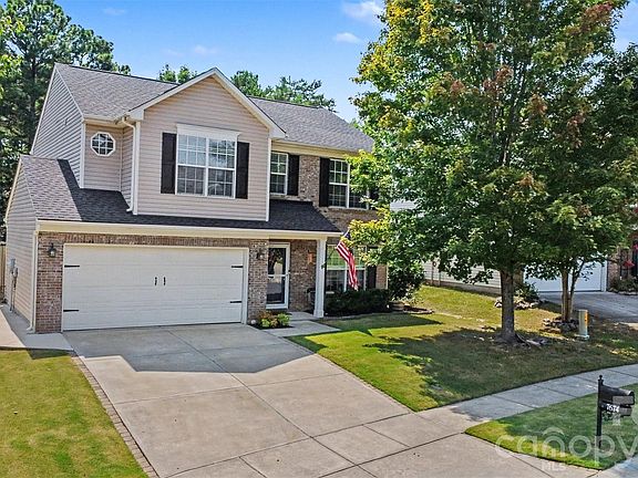3rd image of 7674 Black Hawk Ln