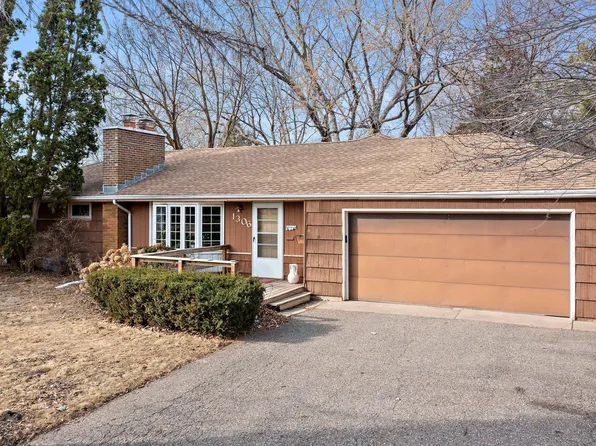 1306 93 1/2 St E, Bloomington, MN 55425