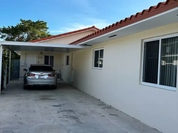 3056 SW 17th St #1, Miami, FL 33145