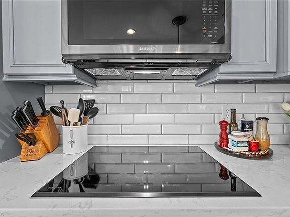 4th image of 6306 Chesney Way