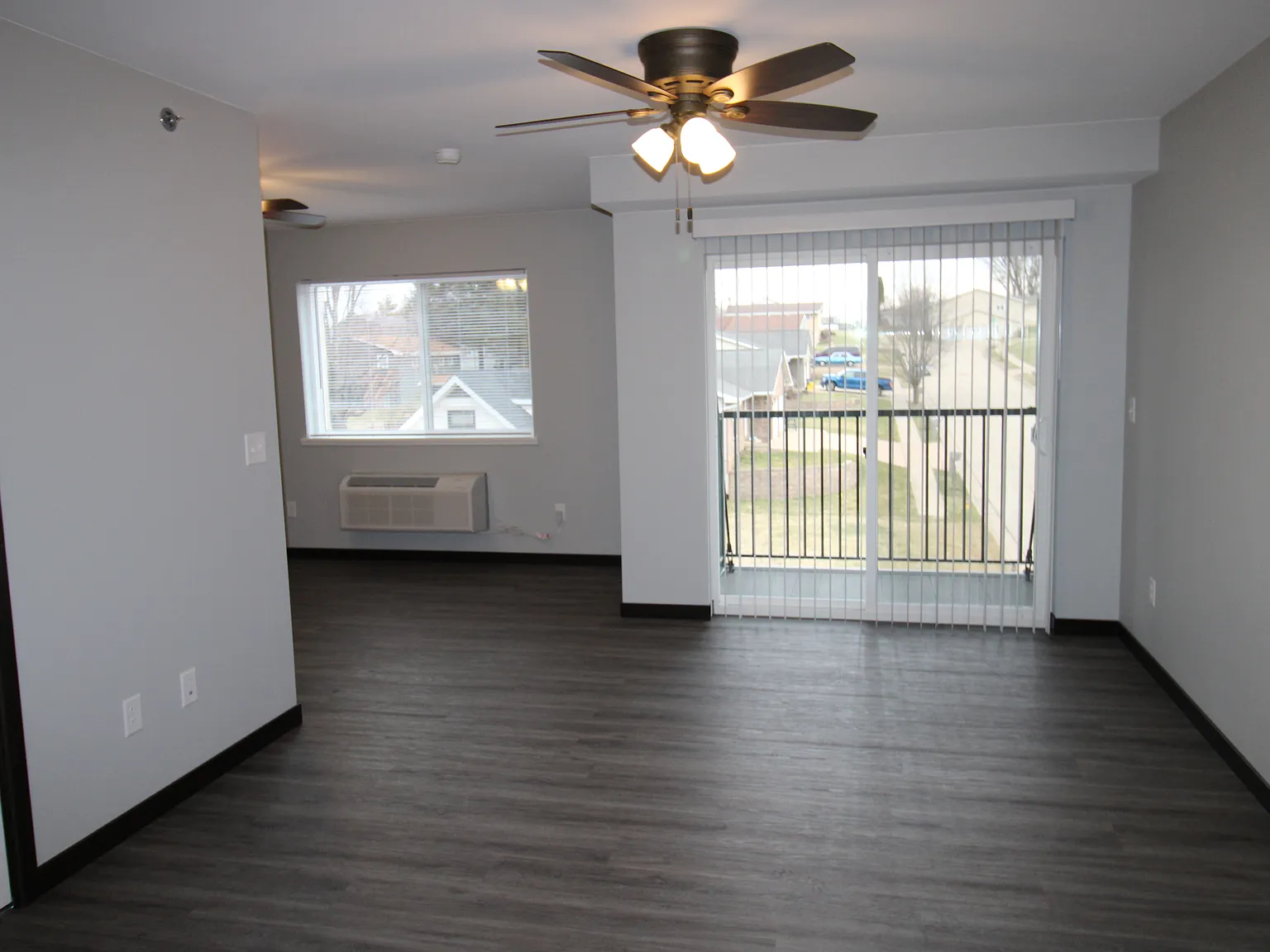 1504 Bies Dr — Photo 3