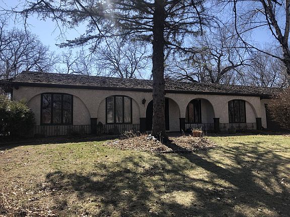 4th image of 5740 Oakview Ln N