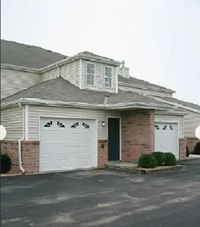 811 S Irish Rd #6 — Photo 1