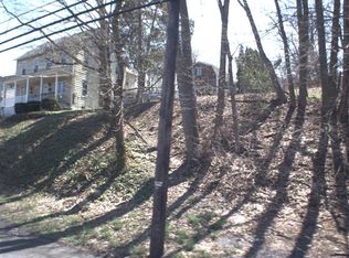 639 W Church St, Slatington, PA 18080