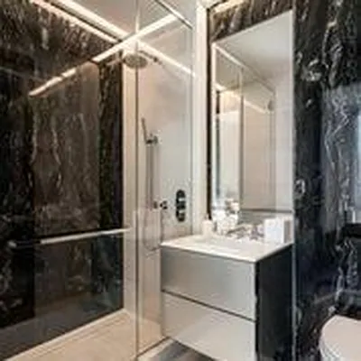 Sold by Extell Marketing Group | media 72