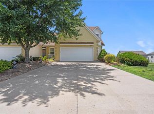 1312 159th St, Basehor, KS 66007