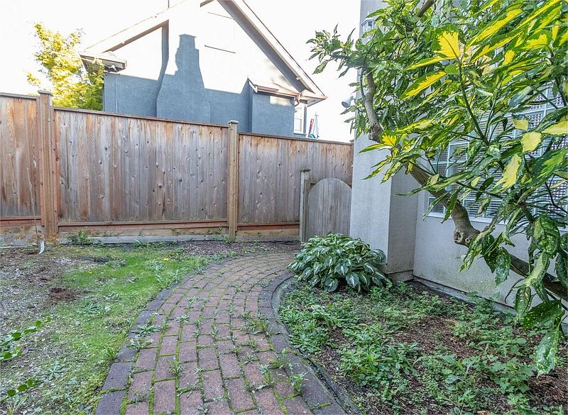 West Vancouver House for rent - 2 Bedrooms — photo 15