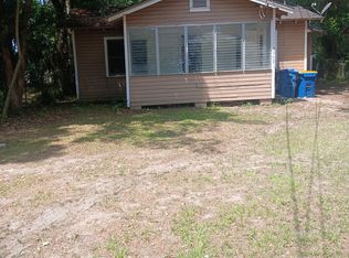 8956 Adams Ave, Jacksonville, FL 32208