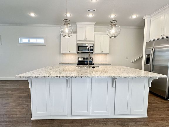 4th image of 4255 W Bronco Dr #1