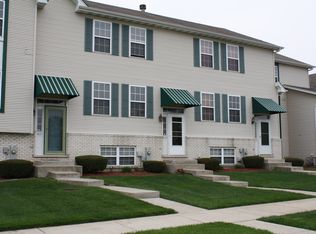 1433 Berta Dr, Crest Hill, IL 60403