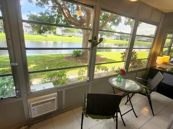 182 Ellesmere #182-D, Deerfield Beach, FL 33442