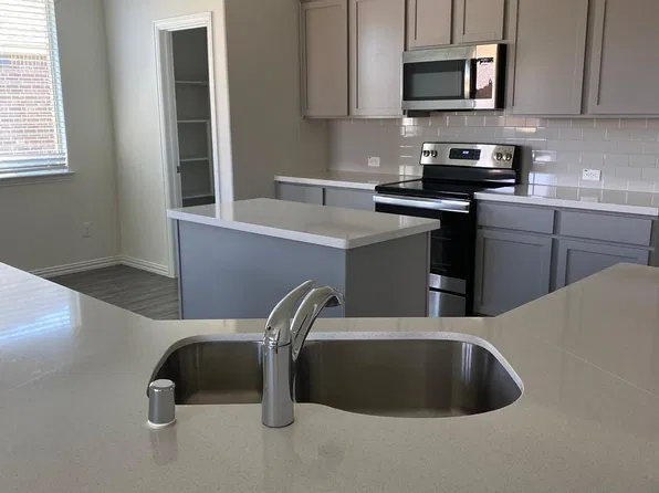 437 Petty Way, Fate, TX 75189